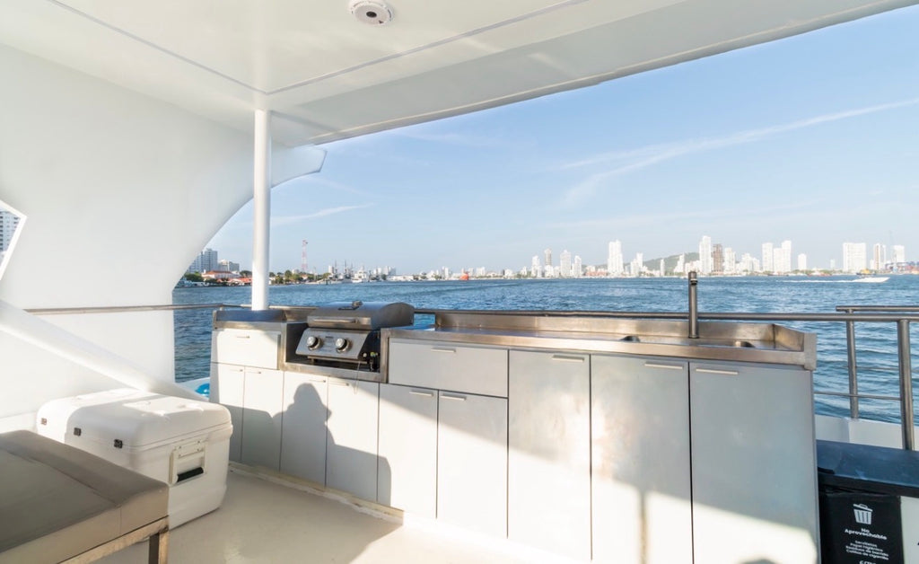 CATAMARAN | 40 PERSONAS