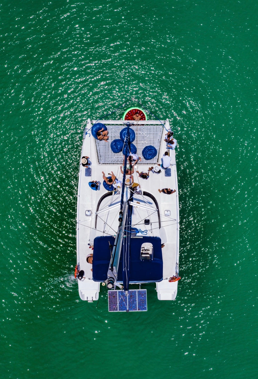 CATAMARAN | 16 PERSONAS